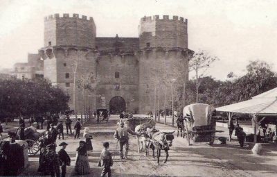 Torres de Serranos y Quart Su ciudad amurallada Historia