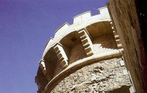 Torres de Serranos y Quart Su ciudad amurallada Historia